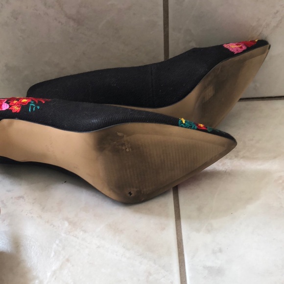 COPY - Nine West Color heels - Picture 4 of 5